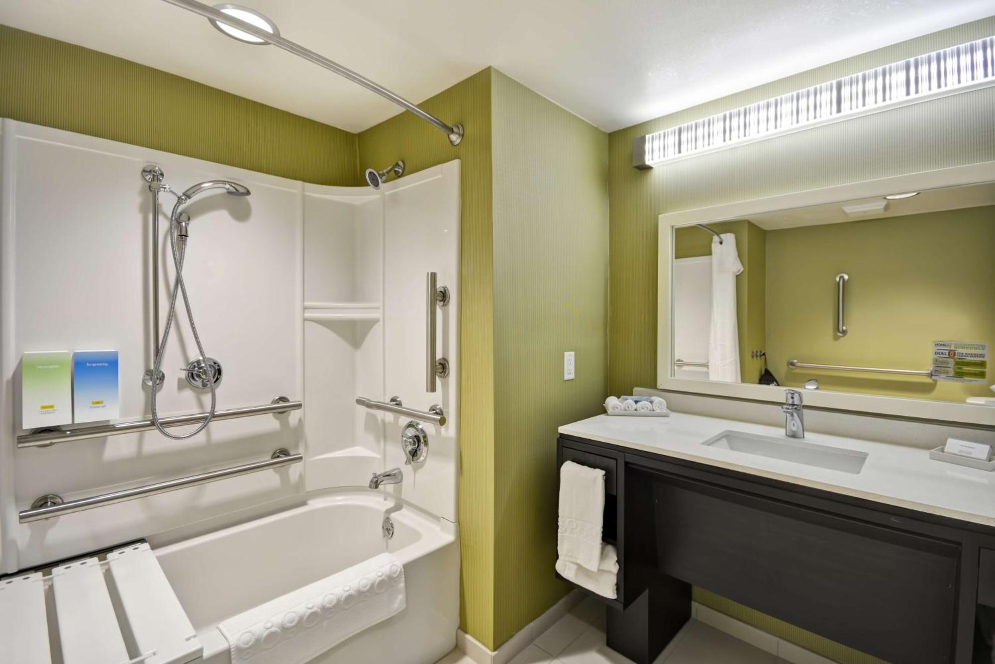 Home2 Suites By Hilton Oswego Εξωτερικό φωτογραφία