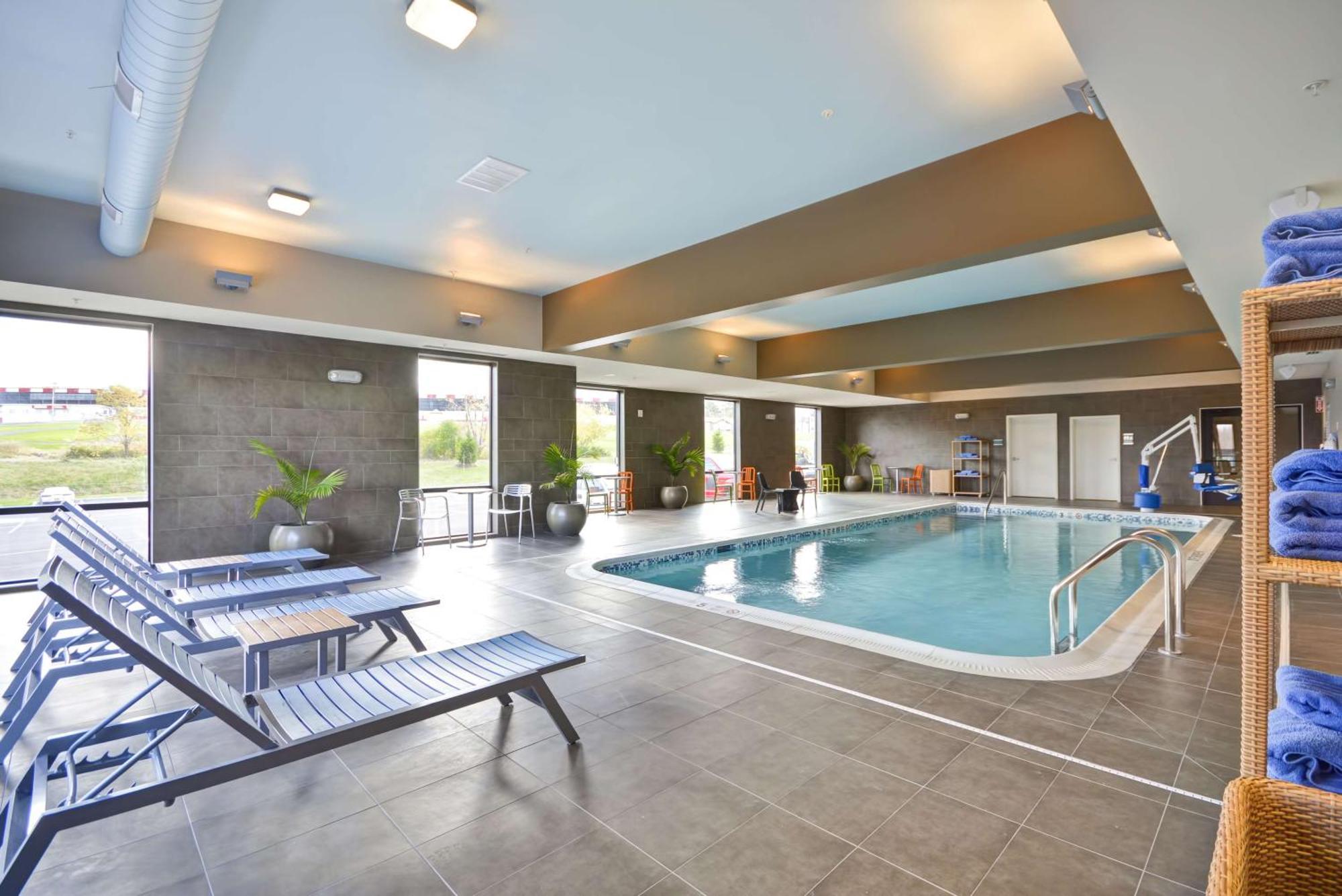 Home2 Suites By Hilton Oswego Εξωτερικό φωτογραφία